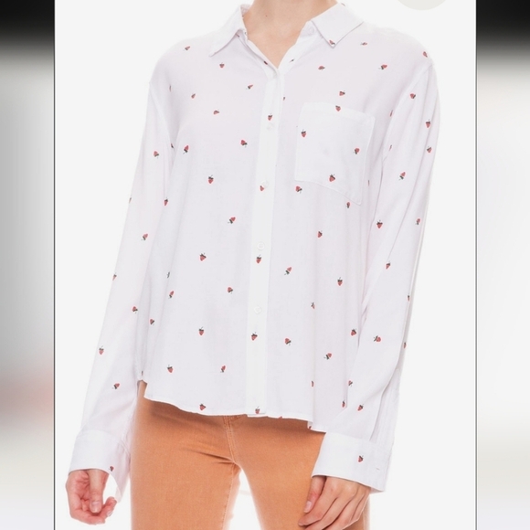 BEACH LUNCH LOUNGE Long Sleeve Button Down White Shirt Strawberry Print, M NWT - Picture 1 of 16